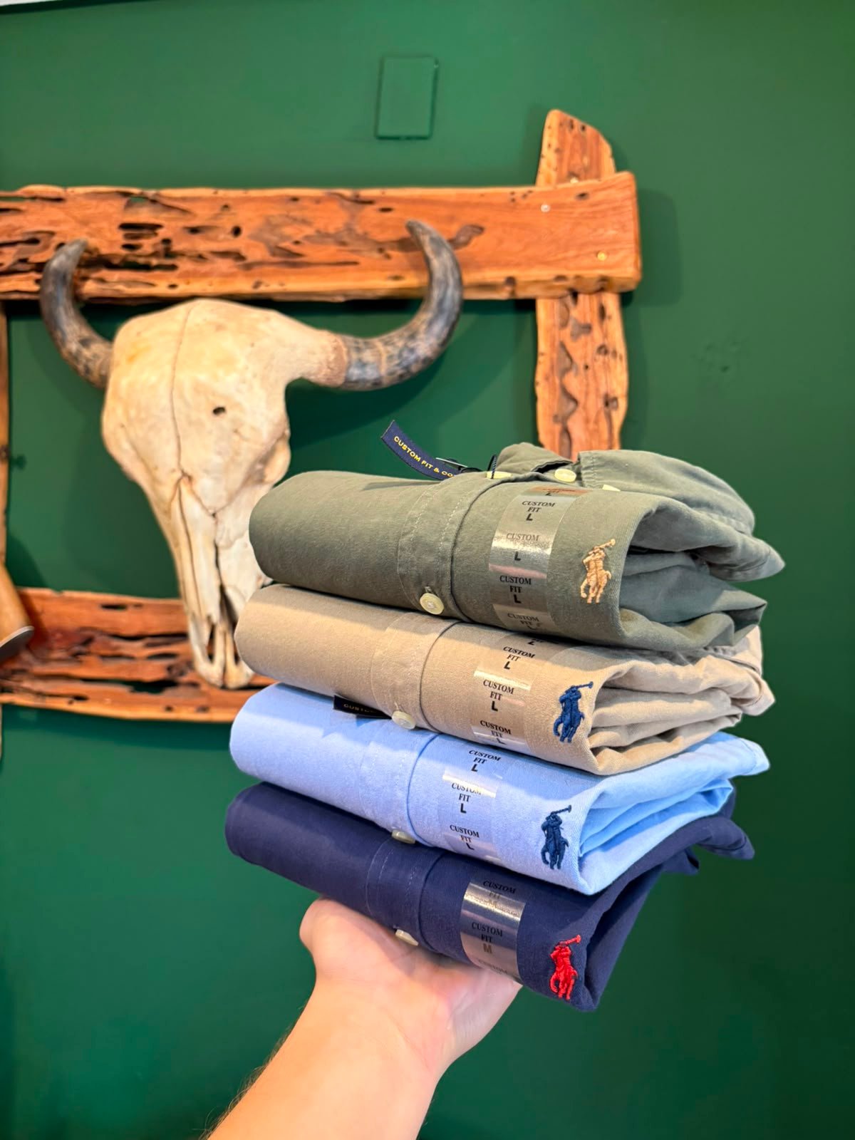 Camisas de sarja Ralph Lauren em verde, bege, azul claro e azul marinho